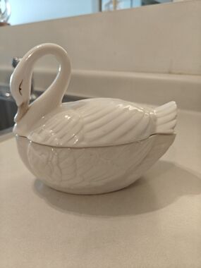 Goebel White Ceramic Swan Covered Dish - Elegant Home Dining Accent